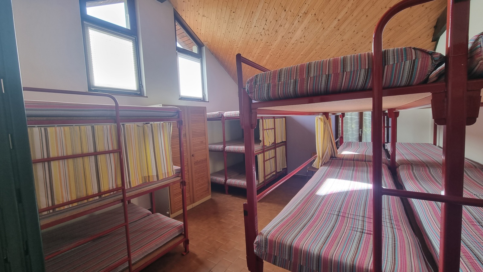 Ostello 3 Valli, 6690 Cavergno TI - 10094 - 24-Betten Schlafsaal